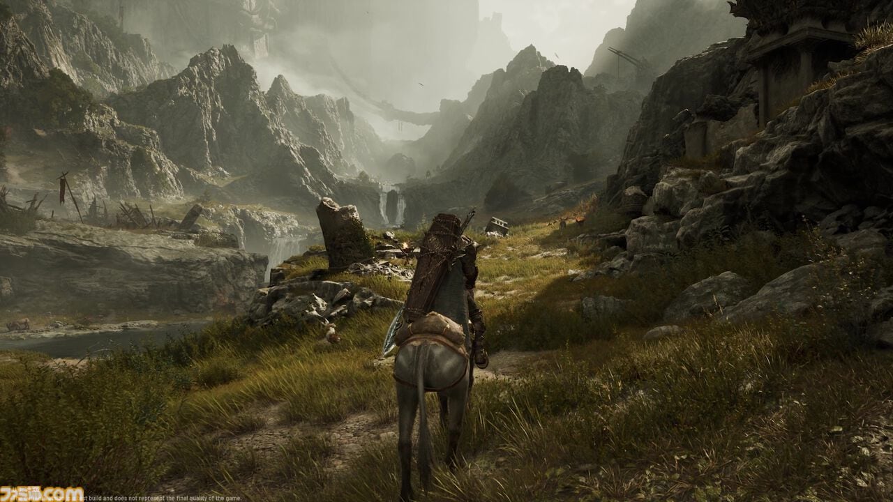 A Weaver riding through a mountain valley toward a hunt contract in the Nodusfall Gamescom demo.